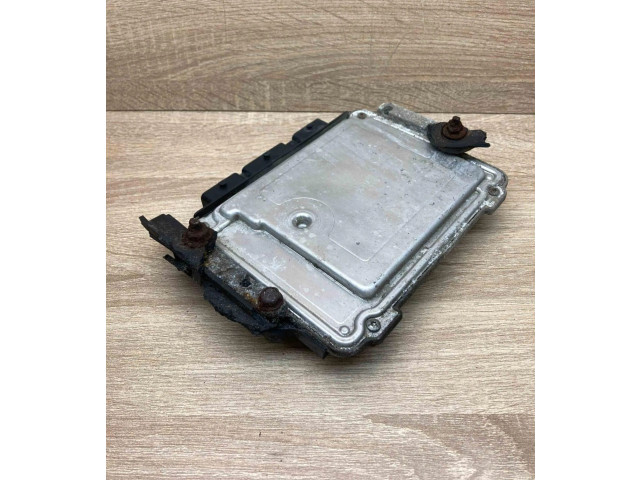 Блок управления двигателем Блок управления 3M6112A650AB, 0281011534   Mazda 3 I