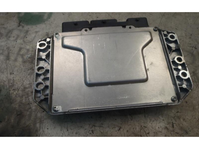 Řídící jednotka 0281010077, 7700114644   Renault Scenic I 1999
