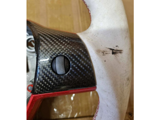 Volant Tesla Model 3 2022   