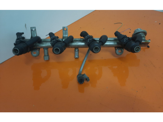 Vstřikovací lišta 1435910, 1435910   BMW 3 E46    1940 