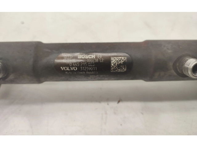 Vstřikovací lišta 04465215023, 31259011   Volvo XC90     