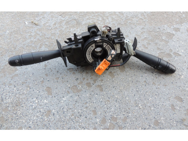 Ручка стеклоочистителей 8200299869, 34570701   Nissan Kubistar