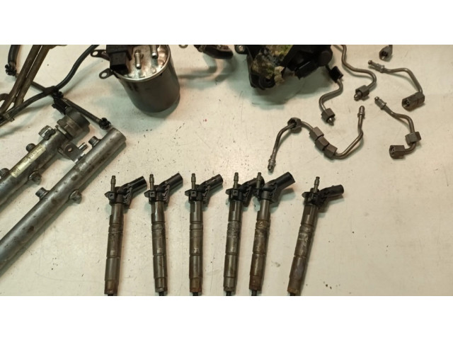 Vstřikovač A6420701187, 0445116026   Mercedes-Benz E W212  pro naftový motor 3.0 642850 