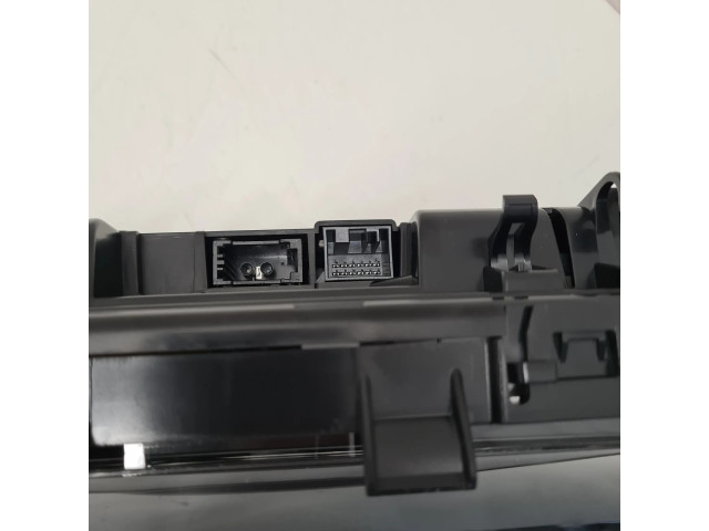 Přístrojová deska  BMW 1 F20 F21 2015 9232892, 680495101  