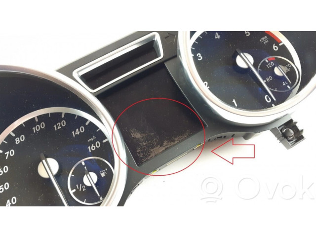 Přístrojová deska  XPeng G3 2023 A1669009014, A1669013005  