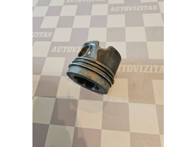 Píst ACH15   Volkswagen Golf VI     