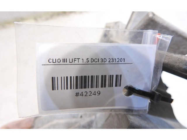Vstřikovač 8200771226   Renault Clio III    K9K 770 