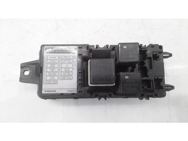   Pojistková skříňka 30889703, 0A1004624972   Volvo S40, V40 1999