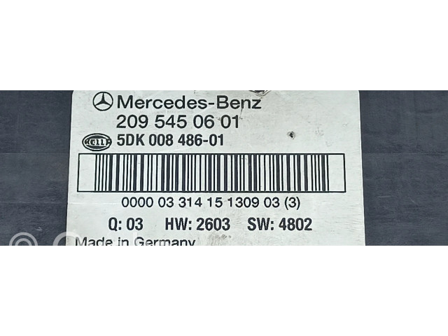 Блок предохранителей 2095450601, 5DK00848601   Mercedes-Benz CLK A209 C209    