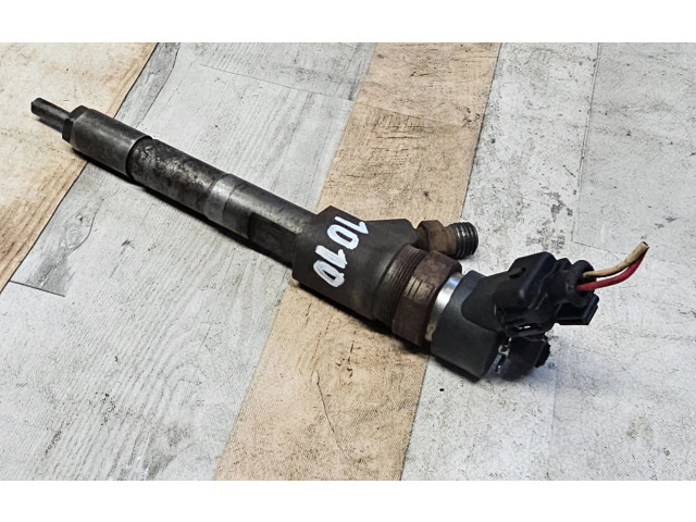 Vstřikovač 0445110227   Toyota Auris 150     