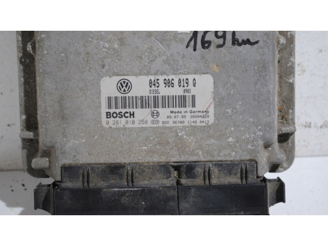 Řídící jednotka 045906019Q, 0281010258   Volkswagen Lupo 2000