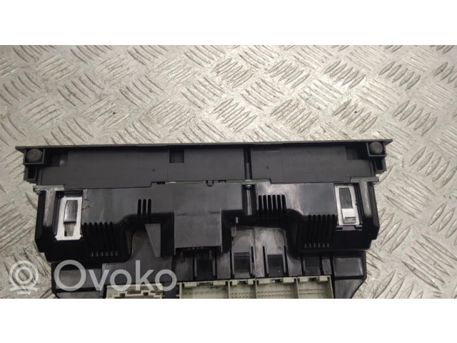 Блок управления климат-контролем 4L0820043K   Audi Q7 4L