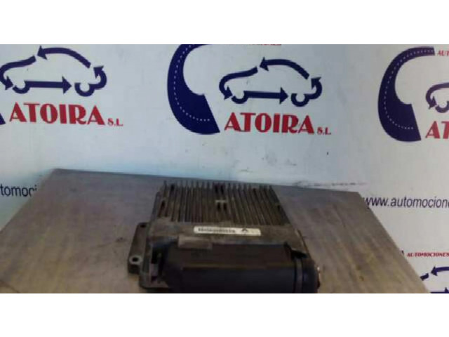 Řídící jednotka 7700102990   Renault Clio I 1990