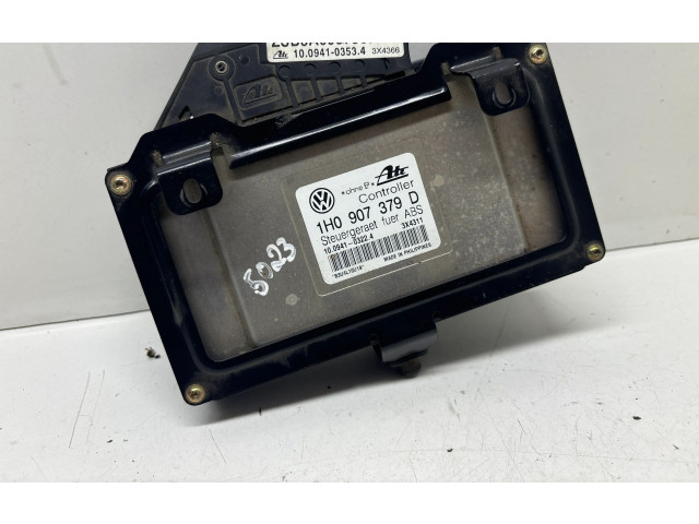 Блок управления АБС 1H0907379D   Volkswagen PASSAT B4