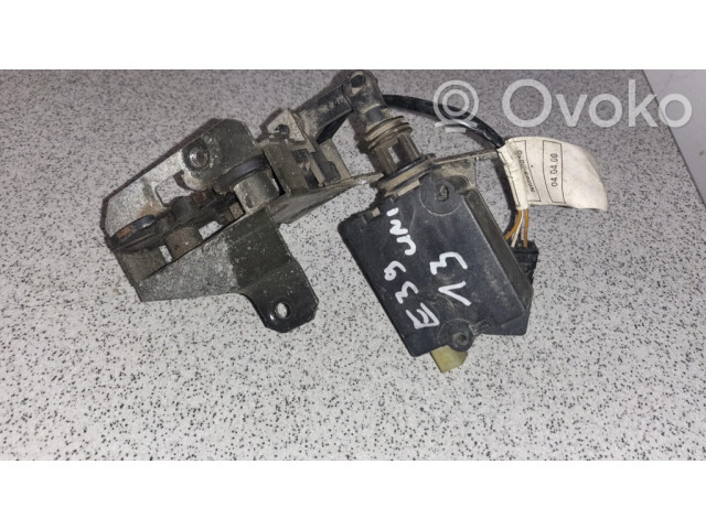 Zámek zadních dveří 8238469   BMW 5 E39 2003