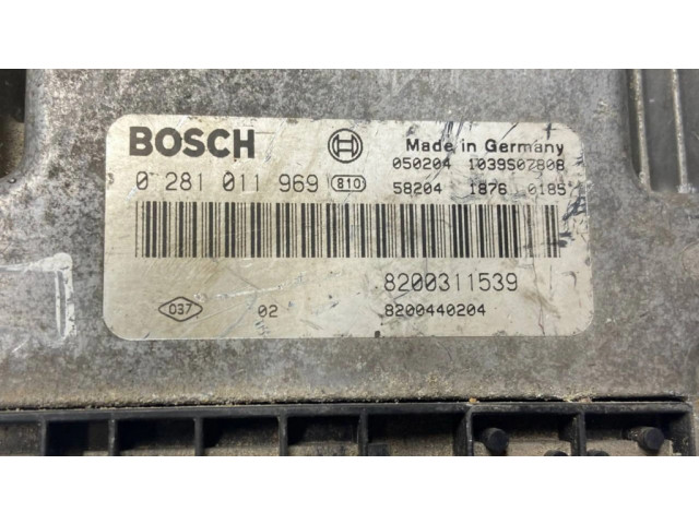 Řídící jednotka 8200311539, 8200440204   Renault Laguna II 2002
