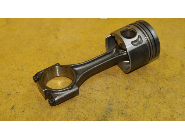  Поршень с шатуном  038G  Seat Leon (1P)  