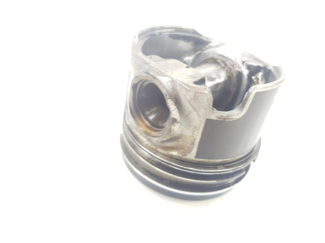 Píst 03G107065C, 03G107065C   Volkswagen Touran I    BKD 