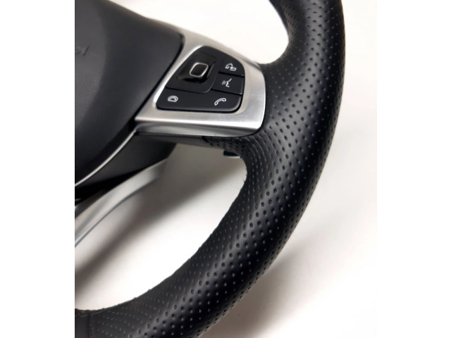 Volant Mercedes-Benz E AMG W213 2014   