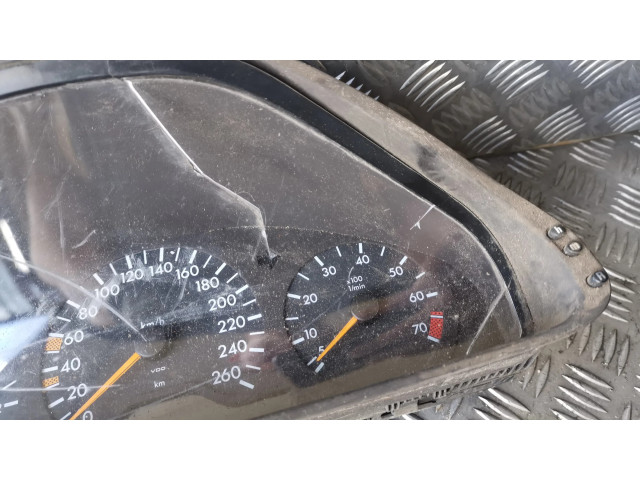 Панель приборов 2105407247   Mercedes-Benz E W210       