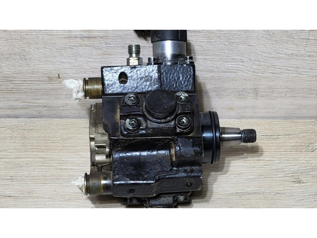 Vstřikovací čerpadlo 331004A410   Hyundai H-1, Starex, Satellite  pro naftový motor 2.5  