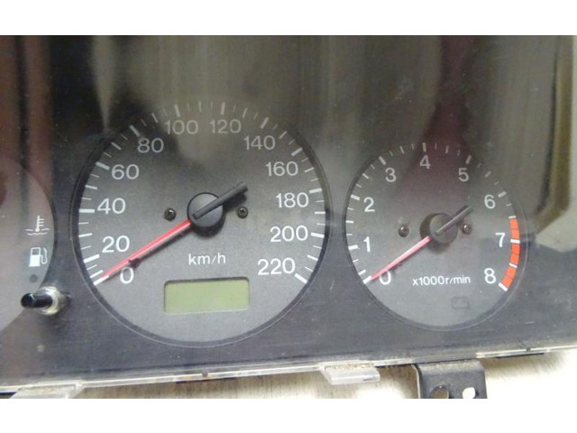 Přístrojová deska  Mazda 323 1999 BJ3N55471A, BJ3N55471A  