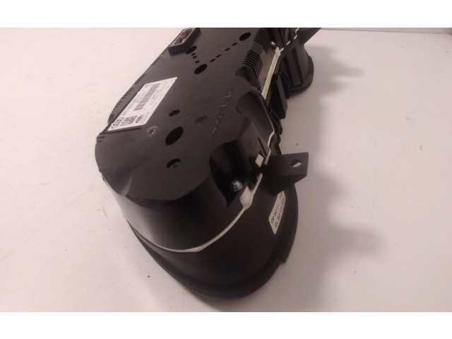 Панель приборов 8R0920981H   Audi Q5 SQ5       