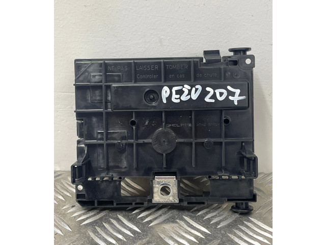 Pojistková skříňka Řídící jednotka BSM 9661708180   Peugeot 207 2006