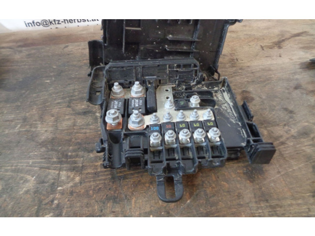  Pojistková skříňka 30659092, 30659092   Volvo XC70 2012