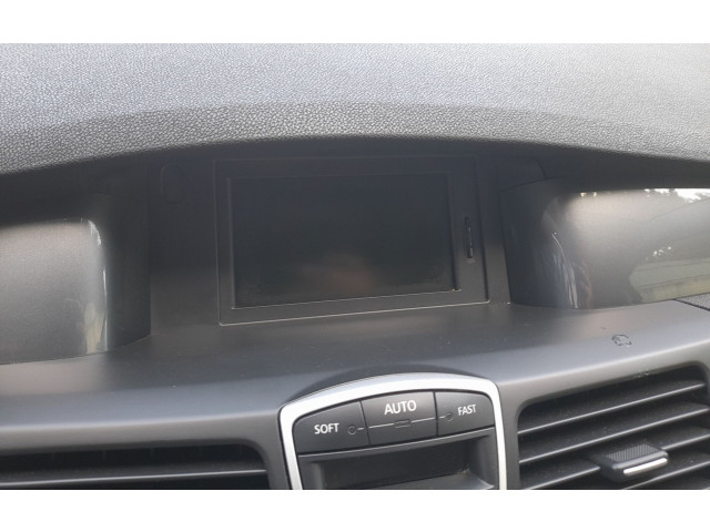 Дисплей       Renault Laguna III