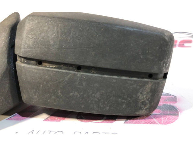 Zpětné zrcátko  Peugeot 305 1989  e335511  