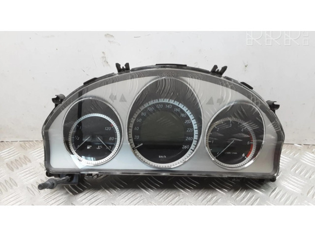 Přístrojová deska  Mercedes-Benz C W204 2011 A2049002105, A2C53369459  