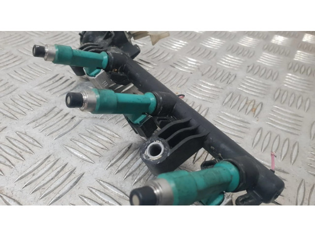 Vstřikovač 2325000020   Toyota Aygo AB10  pro benzínový motor 1.0  
