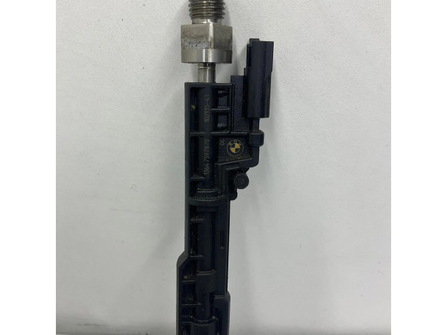 Vstřikovač 7597870   BMW 5 F10 F11  pro benzínový motor 3.0  