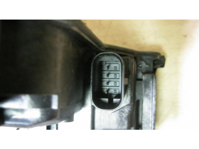 Замок багажника 7281931, I2256    BMW 2 F45 2014-2021 года