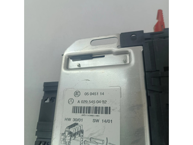   Pojistková skříňka A0295450432   Mercedes-Benz CL C215 2002