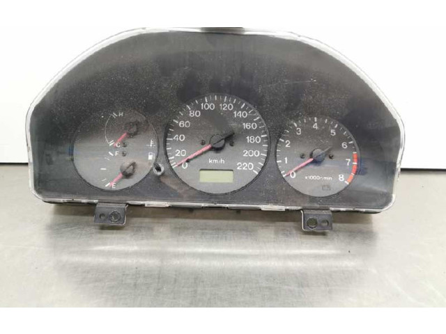 Přístrojová deska  Mazda 323 2001 BJ3MB9F22  