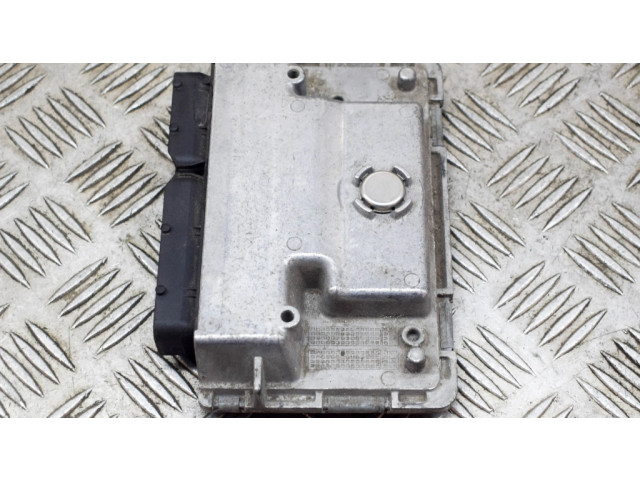 Блок управления двигателя 5WA11037, 8489402   BMW i3