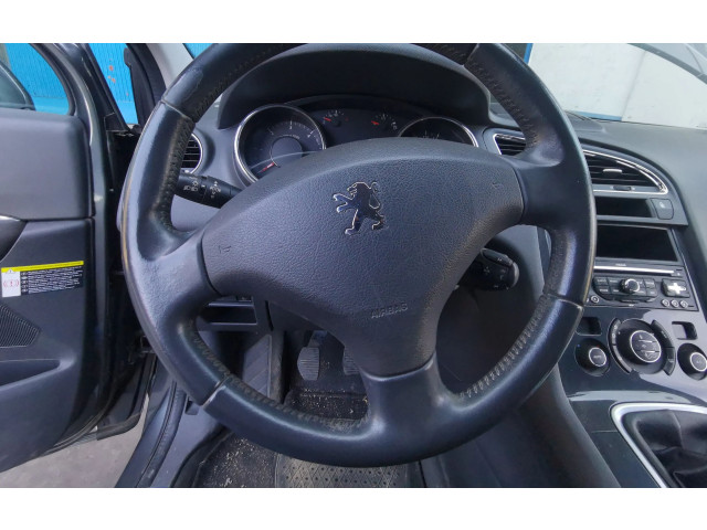 Volant Peugeot 5008 2009 96866138ZE  