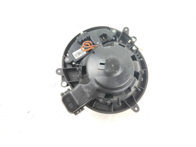 Вентилятор печки    T921557, 0686056   BMW M3 F80