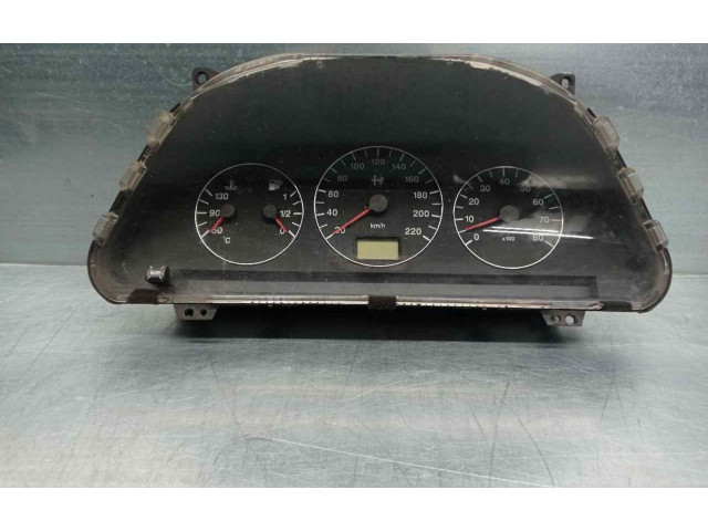 Pojistková skříňka Спидометр (приборный щиток) 46557076   Alfa Romeo 145 - 146 2000