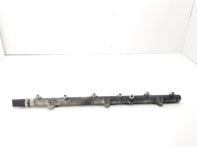 Vstřikovací lišta 0445216002, 0281002405   BMW 5 E39  pro naftový motor 3.0  