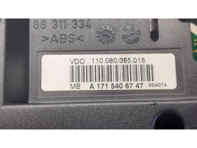 Přístrojová deska  Mercedes-Benz SLK R171 2010 A1715406747, 88311334  