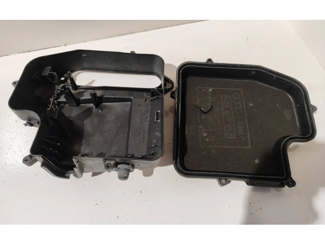 Блок предохранителей  8D1907355B   Audi A6 Allroad C5    