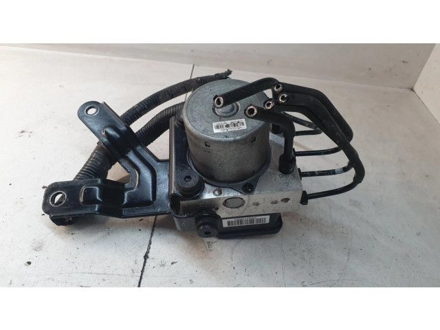 Jednotka ABS 589203Z600   Hyundai i40 2015