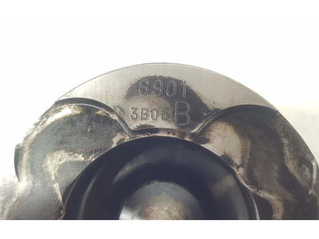 Píst 55581967, 55581967   Opel Astra J     