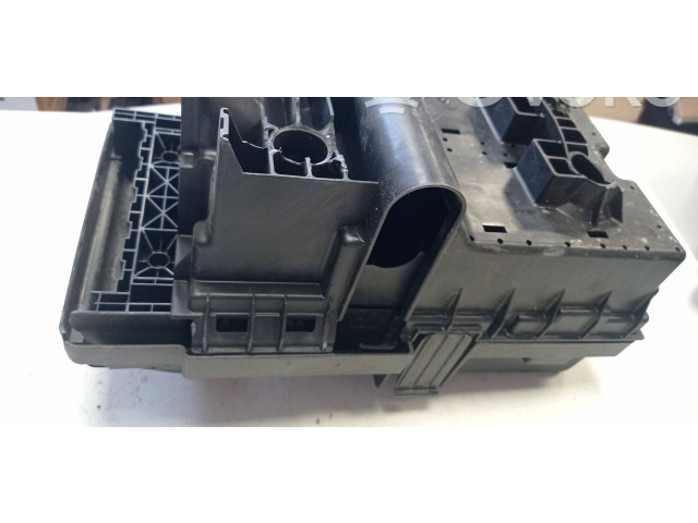   Pojistková skříňka 63565387, 63513560   Chrysler Pacifica 2021
