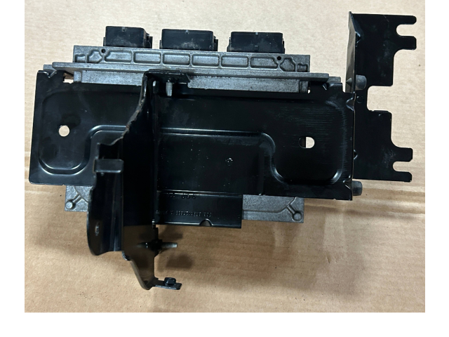 Блок управления двигателя 6MXLDMAS00   Ford Mustang V
