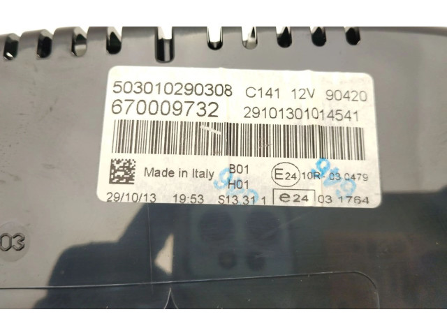 Панель приборов 670009732, 503010290308   Maserati Quattroporte       