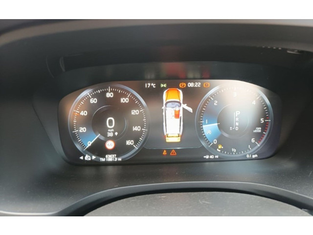 Přístrojová deska  Volvo V60 2019 32254290  